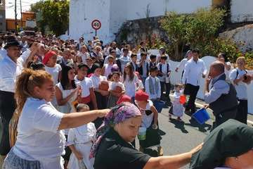 Undécima edición de la Traída Infantil del Agua en Lomo Magullo (Foto TA y Francisco Javier Santana)